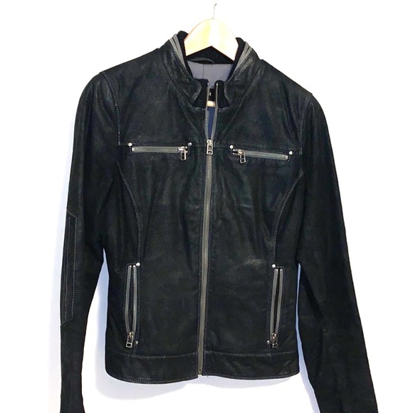 Danier Lined Black Brushed Leather Jacket. - Picture 3 of 7